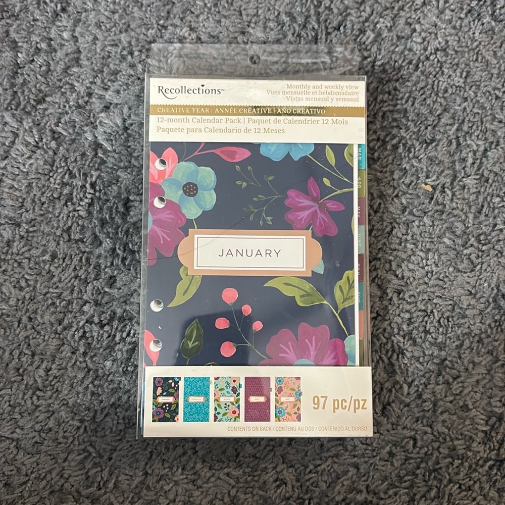 NWT Recollections small 97pc 12 month calendar pack